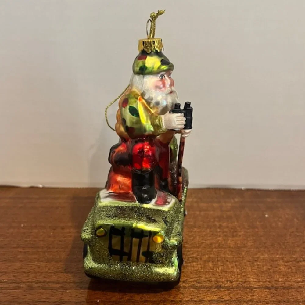 Robert Stanley Glass Ornament Hunting Santa in Camo Jeep with Binoculars Dog